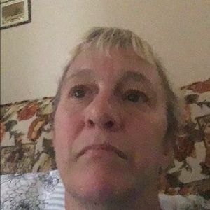 Meet your Posher, Dina